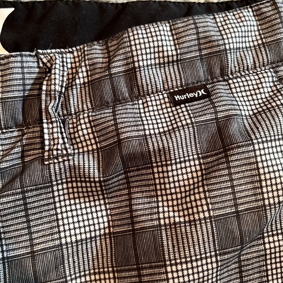Hurley Sorts/Swim Trunks - Picture 3 of 5